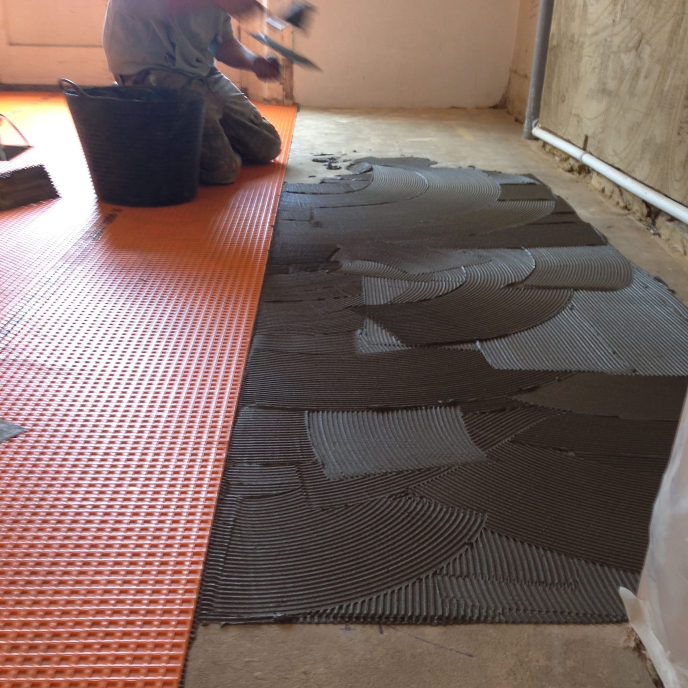 Floor tile fitting